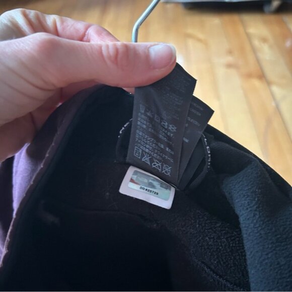 The North Face Sz M TNF Apex Burgundy Printed Jacket - Picture 11 of 11